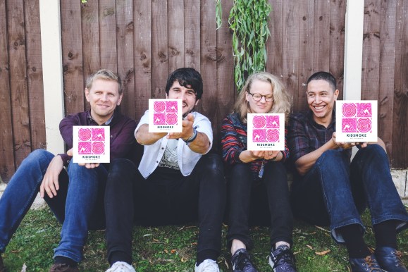 kidsmokeseetheworldoffering